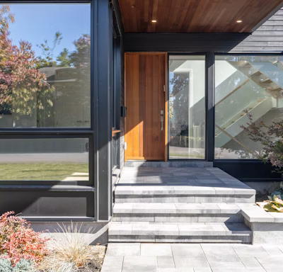 photo 1668911494256 becf9fea265b